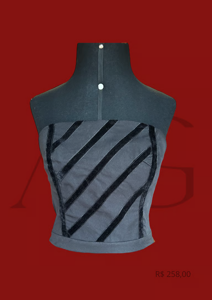 Blusa Tomara Que Caia